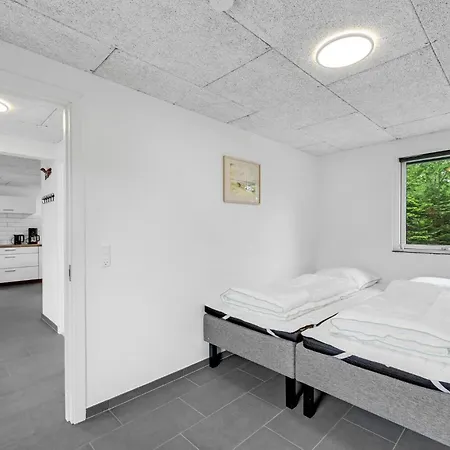 4 Bedroom Lovely In Tarm