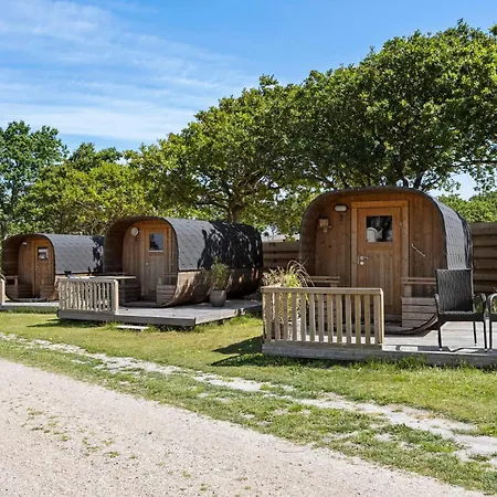 4 Bedroom Lovely In Feriehus