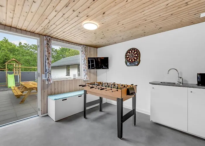 Ferienhaus 4 Bedroom Lovely In *