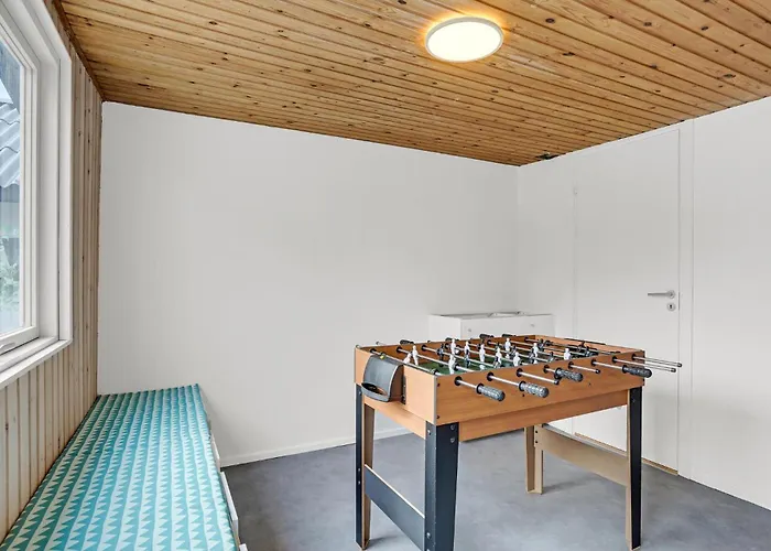 Ferienhaus 4 Bedroom Lovely In *