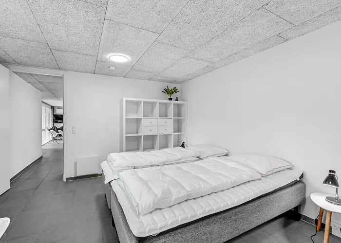 4 Bedroom Lovely In * Tarm