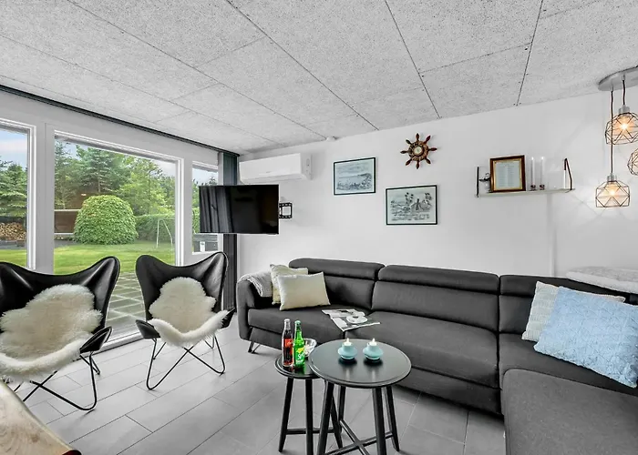 4 Bedroom Lovely In * Tarm